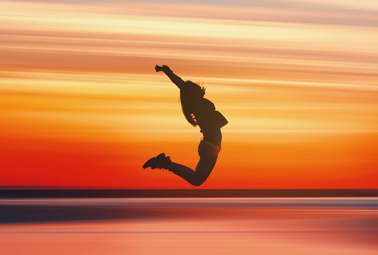 Jumping-woman-e-780