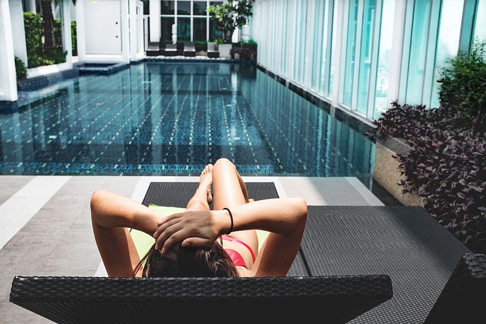 Make-Attract-Money-Using-Metaphysics-relaxing-1000